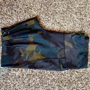 Camo leggings